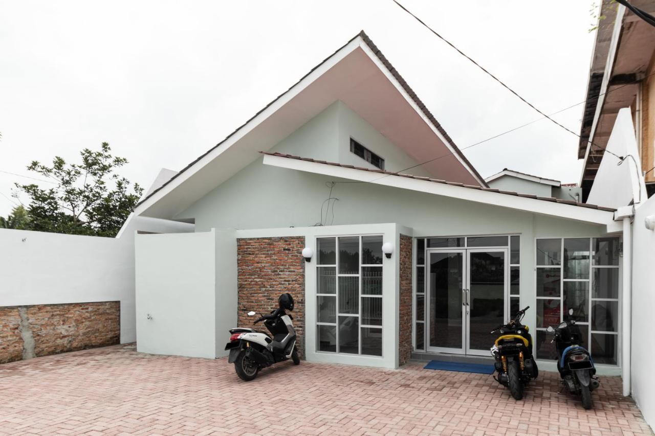 Reddoorz Plus Near Rs Usu Medan 2 Eksteriør billede